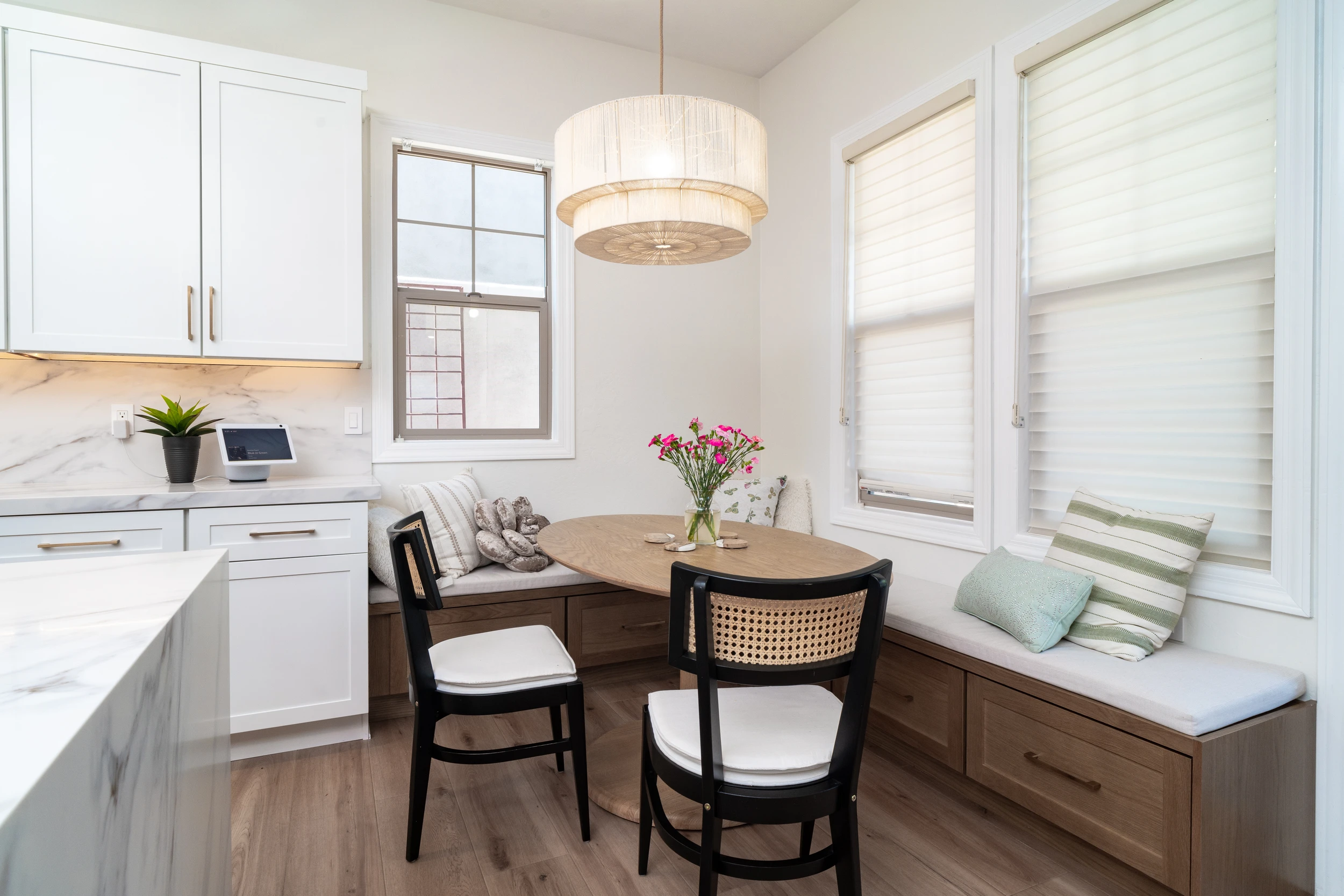 Kitchen - Dining Nook