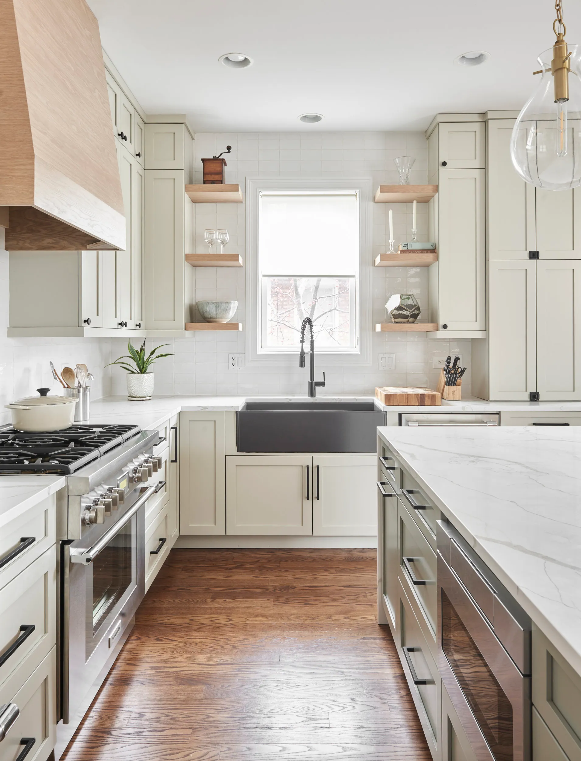 Luxury kitchen remodeling in Phoenix and Scottsdale