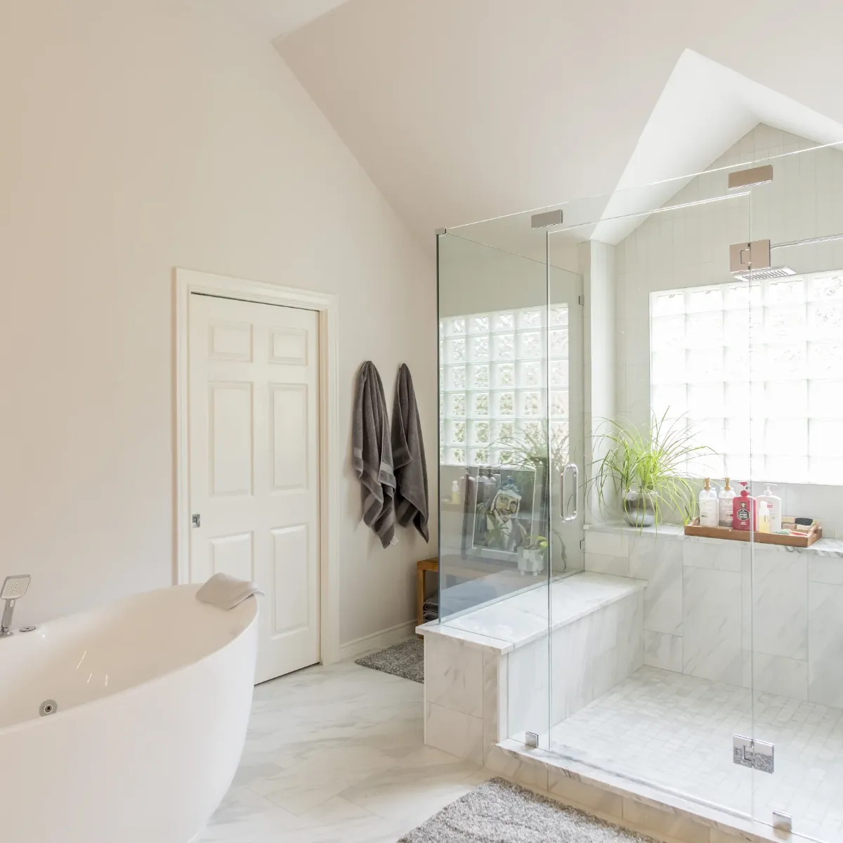 Bright Double Vanity Master Bathroom Project